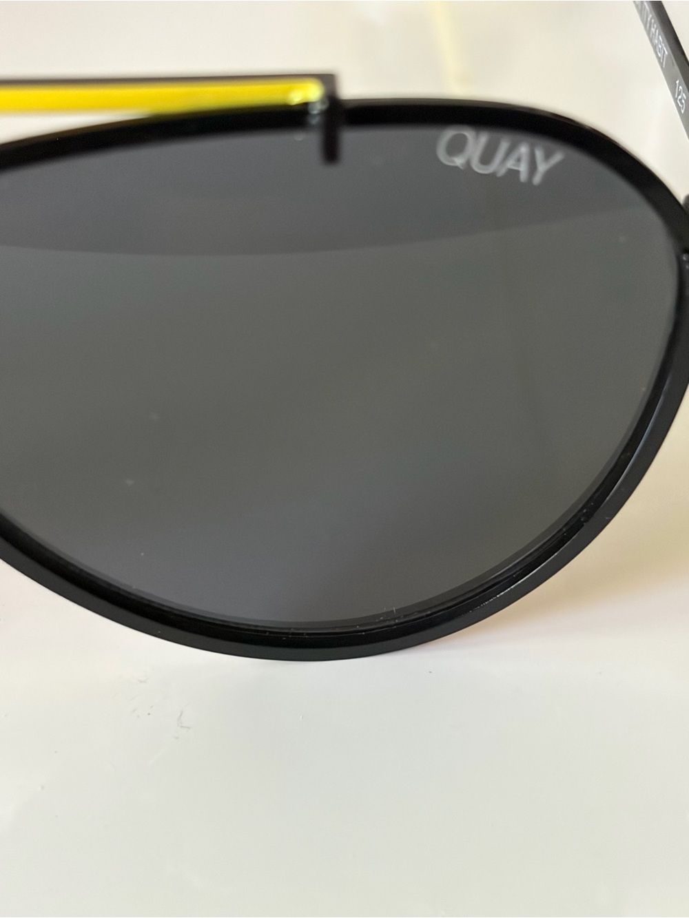 Quay Australia Black Aviator “dirty habit” Sunglasses - Picture 10 of 13